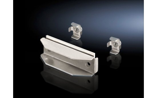 Connection plate for laminated copper bars
